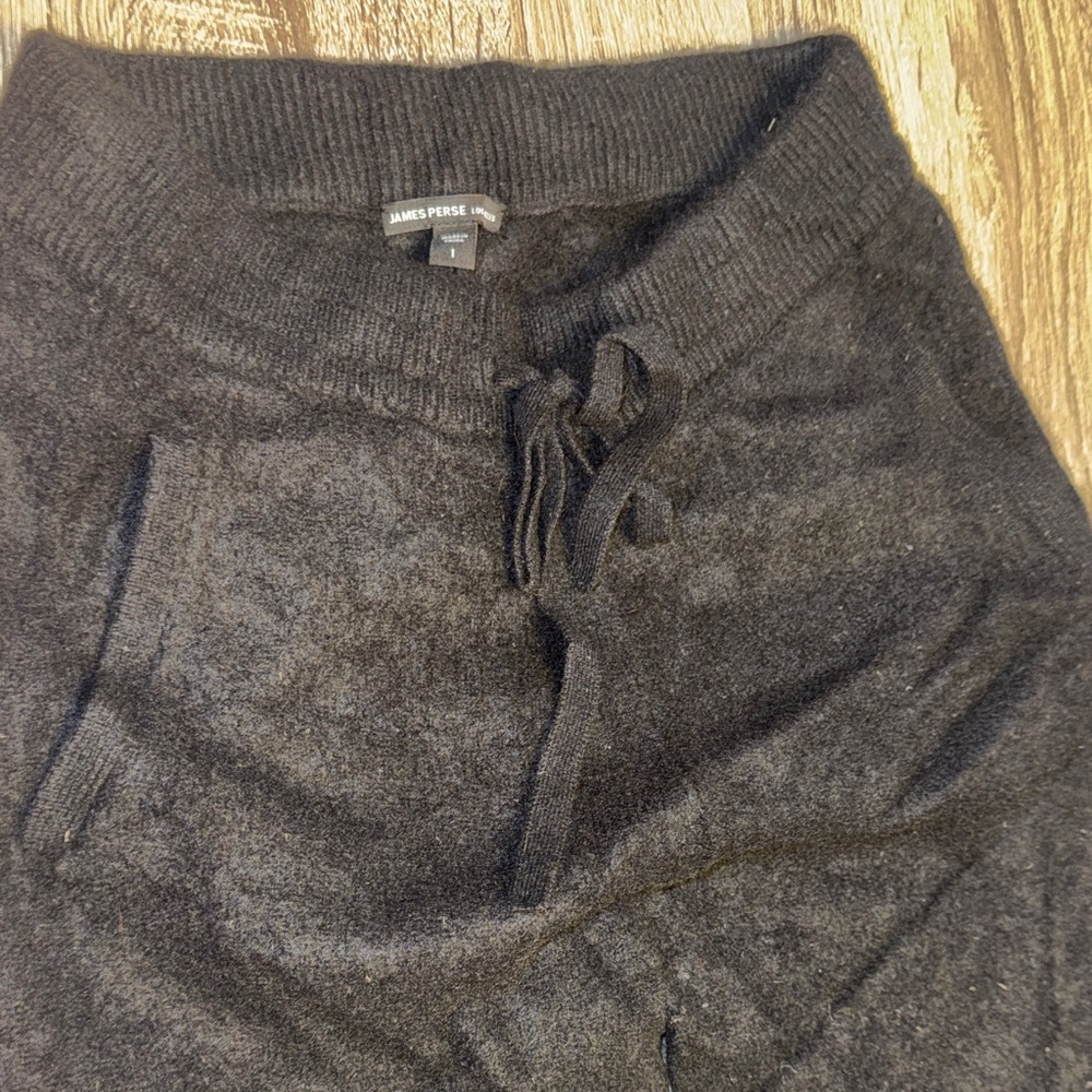 Women’s Black Cashmere Jogger Pants - Picture 2 of 4